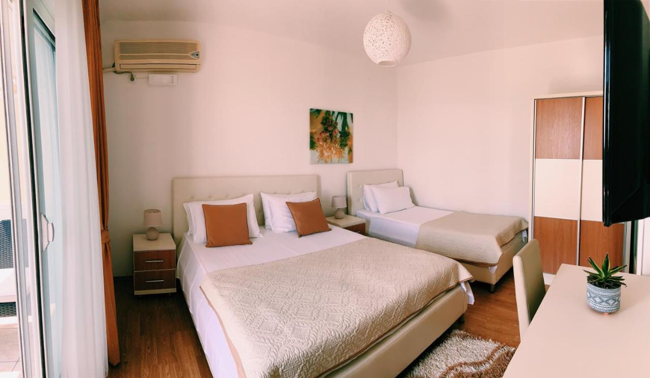 Apartments Hollaj 乌尔齐尼 外观 照片