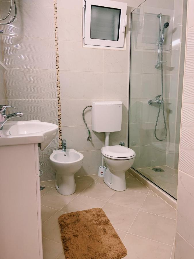 Apartments Hollaj 乌尔齐尼 外观 照片