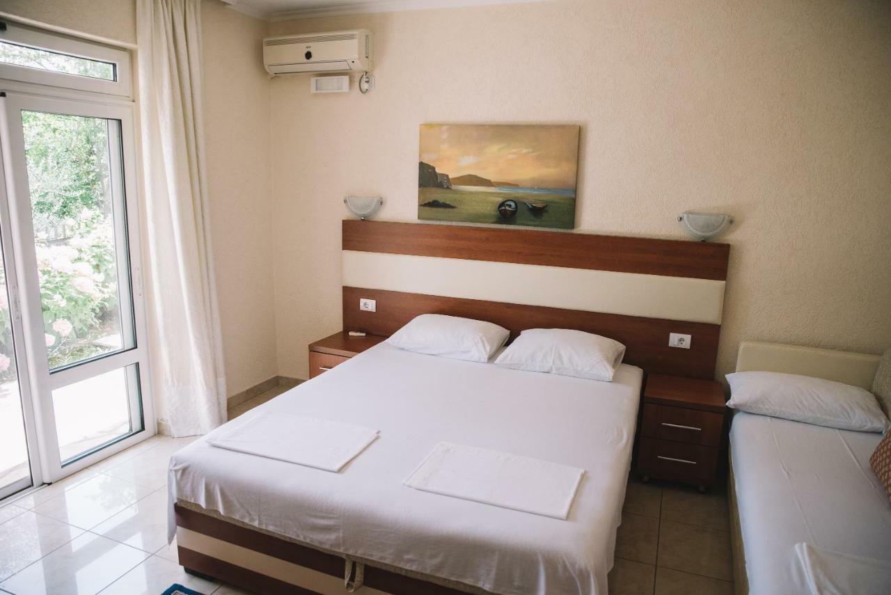 Apartments Hollaj 乌尔齐尼 外观 照片